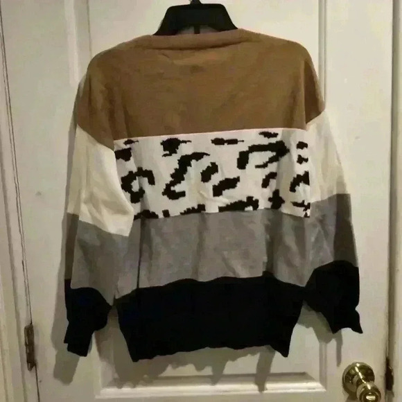 X116 zesica color block ovesize pullover sweater size small - Picture 2 of 4